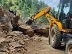 Nerwa-Chaupal road remained blocked due to landslide in Shimla district, Shimla on Sunday. It was reopened for traffic at around 4PM. (HHT Photo )