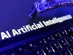 AI নিজে থেকে সিদ্ধান্ত নিলে কীভাবে বিপদ হতে পারে মানুষের? প্রথম আঘাত কোথায়