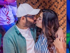 জন্মদিনে স্বামীর ঠোঁটে ঠোঁট ডোবালেন ইমন