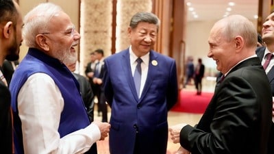 BRICS-এর ভবিষ্যৎ নিয়ে নিজের পাঁচ দফা পরিকল্পনার কথা জানিয়ে দিলেন চিনের প্রেসিডেন্ট শি জিনপিং। ( )