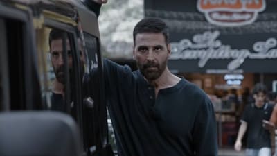 Haiwaan box office collection day 3: Akshay Kumar plays the antagonist in Priyadarshan's film. Haiwaan box office collection day 3: Akshay Kumar plays the antagonist in Priyadarshan's film.