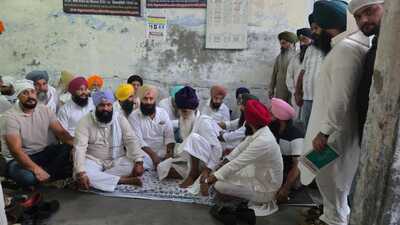 For the past seven days, Singh has been seeking answers to his 24 questions relating to the functioning, decisions, administration and future of the HSGMC. (HT Photo)