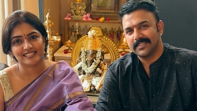 Tharun Bhascker Eesha Rebba: తరుణ్ భాస్కర్, ఈషా రెబ్బ జంటగా గణపతి పూజ.. రిలేషన్షిప్ కన్ఫమ్.. శుభాకాంక్షల వెల్లువ