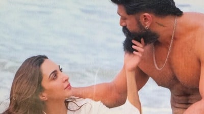 Toxic OTT Release Date: ఓటీటీలోకి టాక్సిక్.. యశ్ డిజాస్టర్ వచ్చేది ఈ ఓటీటీలోకే.. స్ట్రీమింగ్ డేట్పై లేటెస్ట్ బజ్ ఇదే Toxic OTT Release Date: ఓటీటీలోకి టాక్సిక్.. యశ్ డిజాస్టర్ వచ్చేది ఈ ఓటీటీలోకే.. స్ట్రీమింగ్ డేట్పై లేటెస్ట్ బజ్ ఇదే