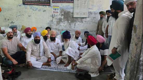 For the past seven days, Singh has been seeking answers to his 24 questions relating to the functioning, decisions, administration and future of the HSGMC. (HT Photo)