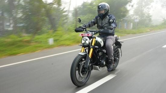 Triumph Scrambler 400 X has become quite popular in the Indian market because of how versatile it is.