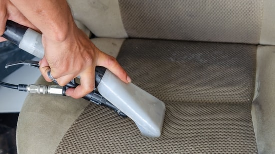 A 15-minute Sunday ritual with the car vacuum cleaner changed how I keep my car clean.