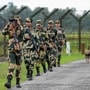 ভারত-বাংলাদেশ সীমান্তে ফের অনুপ্রবেশের অভিযোগ ঘিরে উত্তেজনা। (ছবিটি প্রতীকী, সৌজন্যে এএফপি)