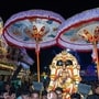 <p>కలియుగ వైకుంఠమైన తిరుమల దివ్యక్షేత్రంలో శ్రీ వేంకటేశ్వరస్వామి వారి సాలకట్ల బ్రహ్మోత్సవాల సంబరం అధికారికంగా మొదలైంది. సెప్టెంబర్ 15 నుండి 23వ తేదీ వరకు అత్యంత వైభవంగా జరగనున్న ఈ మహోత్సవాలకు సోమవారం సాయంత్రం వేదమంత్రాల మధ్య శాస్త్రోక్తంగా అంకురార్పణ ఘట్టాన్ని నిర్వహించారు.</p><p> </p>