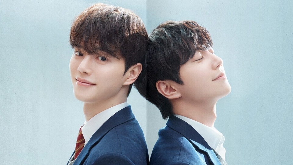 Four Hands, Two Sonatas review: Song Kang and Lee Jun Young deliver a tense battle of talent, trauma and ambition | Web Series