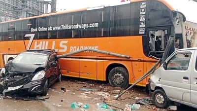 A view of damaged vehicles after a private bus rammed into parked vehicles and a hotel near Shamshabad on the Hyderabad-Bengaluru Highway, in Rangareddy on Monday. (ANI) (HT_PRINT)