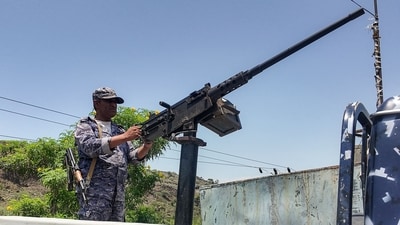 A member of the Saudi-backed Yemeni government forces, including National Army and Taiz Axis forces, mans a turret mounted on the back of a pickup truck at a checkpoint along the Kadha frontline west of Taiz in western Yemen on September 13, 2026. Flaring fighting between government forces and Iran-backed Houthi authorities in Yemen has displaced nearly 86,000 people, the United Nations said on September 13, with the number surging by 10,000 from a day earlier. (Photo by AFP) (AFP) A member of the Saudi-backed Yemeni government forces, including National Army and Taiz Axis forces, mans a turret mounted on the back of a pickup truck at a checkpoint along the Kadha frontline west of Taiz in western Yemen on September 13, 2026. Flaring fighting between government forces and Iran-backed Houthi authorities in Yemen has displaced nearly 86,000 people, the United Nations said on September 13, with the number surging by 10,000 from a day earlier. (Photo by AFP) (AFP)