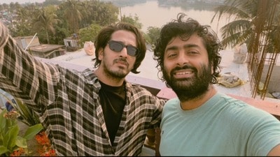‘ঘণ্টার পর ঘণ্টা সেতার নিয়ে বসে থাকে, অরিজিৎ আমার জীবন', বিগ বসের ঘরে মনের কথা বললেন কাজী ‘ঘণ্টার পর ঘণ্টা সেতার নিয়ে বসে থাকে, অরিজিৎ আমার জীবন', বিগ বসের ঘরে মনের কথা বললেন কাজী