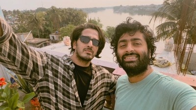 বিবাহিত কাজী তৌকির, কাকে বিয়ে করেছেন গায়ক-অভিনেতা। বিবাহিত কাজী তৌকির, কাকে বিয়ে করেছেন গায়ক-অভিনেতা।