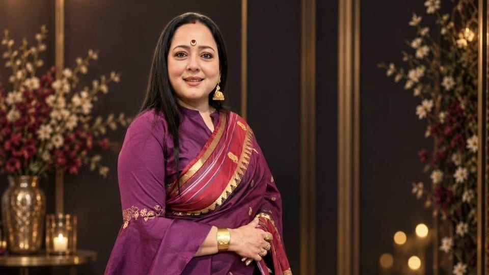 আত্মসম্মানের কোন পাঠ পড়ালেন অপরাজিতা?
