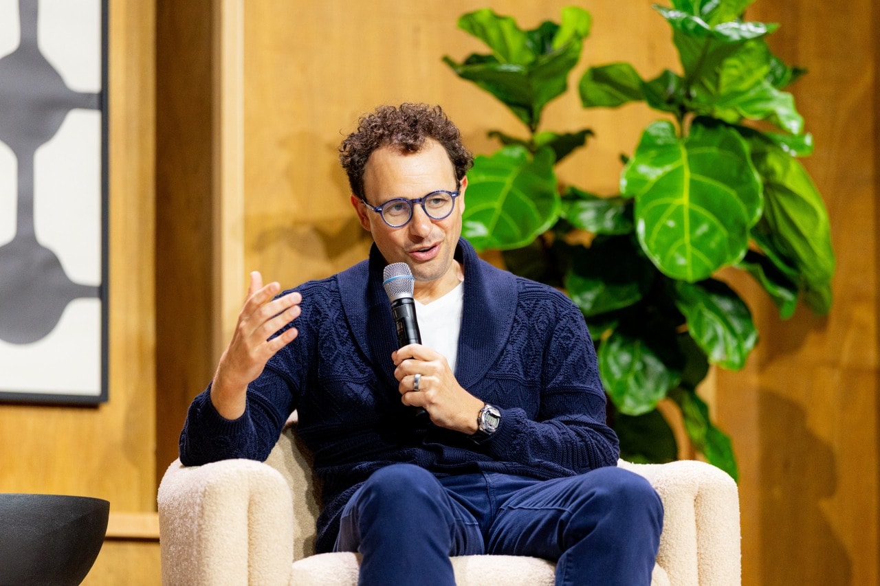 Dario Amodei’s rivalry with Elon Musk receded a bit when they found themselves agreeing about AI’s future. Dario Amodei’s rivalry with Elon Musk receded a bit when they found themselves agreeing about AI’s future.