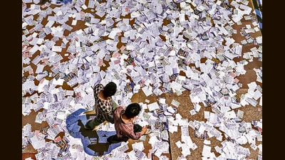 A large number of pamphlets lie scattered across a road at Delhi University's North Campus in New Delhi on Wednesday. (Sanchit Khanna/Hindustan Times) A large number of pamphlets lie scattered across a road at Delhi University's North Campus in New Delhi on Wednesday. (Sanchit Khanna/Hindustan Times)