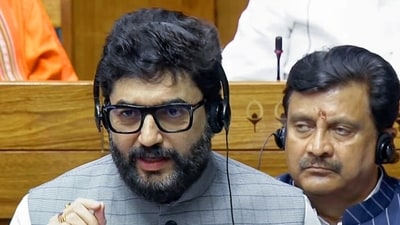 The Union minister's convoy was travelling from Sancheti Bridge towards SG Barve Chowk. (Sansad TV) The Union minister's convoy was travelling from Sancheti Bridge towards SG Barve Chowk. (Sansad TV)