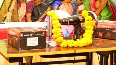 ఇందిరమ్మ కుట్టు మిషన్ పథకం ఇందిరమ్మ కుట్టు మిషన్ పథకం
