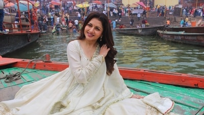 The actress said she performed the ritual due to her father’s health concerns, while he questioned why the aarti was held in his absence. (Photo:Rajesh Kumar/HT) The actress said she performed the ritual due to her father’s health concerns, while he questioned why the aarti was held in his absence. (Photo:Rajesh Kumar/HT)