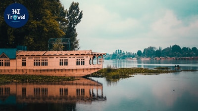 Autumn Kashmir brings golden Chinar trees, crisp mountain air, beautiful valley views, memorable food and plenty of reasons to return. (canva.com) Autumn Kashmir brings golden Chinar trees, crisp mountain air, beautiful valley views, memorable food and plenty of reasons to return. (canva.com)
