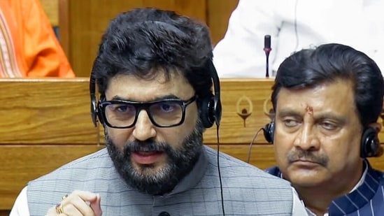 The Union minister's convoy was travelling from Sancheti Bridge towards SG Barve Chowk. (Sansad TV)