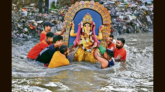 The standing committee on Wednesday approved the proposal after Tambe reduced his initial quote from ₹15 lakh to ₹12.5 lakh following discussions with the civic body. (REPRESENTATIVE PIC)