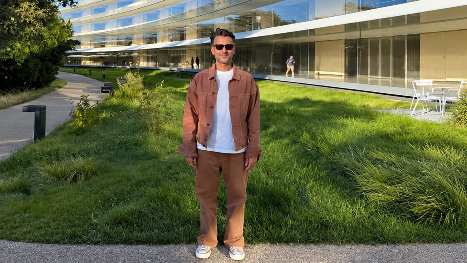Anand Ahuja at Apple Park, where he got a closer look at Apple’s latest products and experienced the company’s design culture firsthand. Anand Ahuja at Apple Park, where he got a closer look at Apple’s latest products and experienced the company’s design culture firsthand.