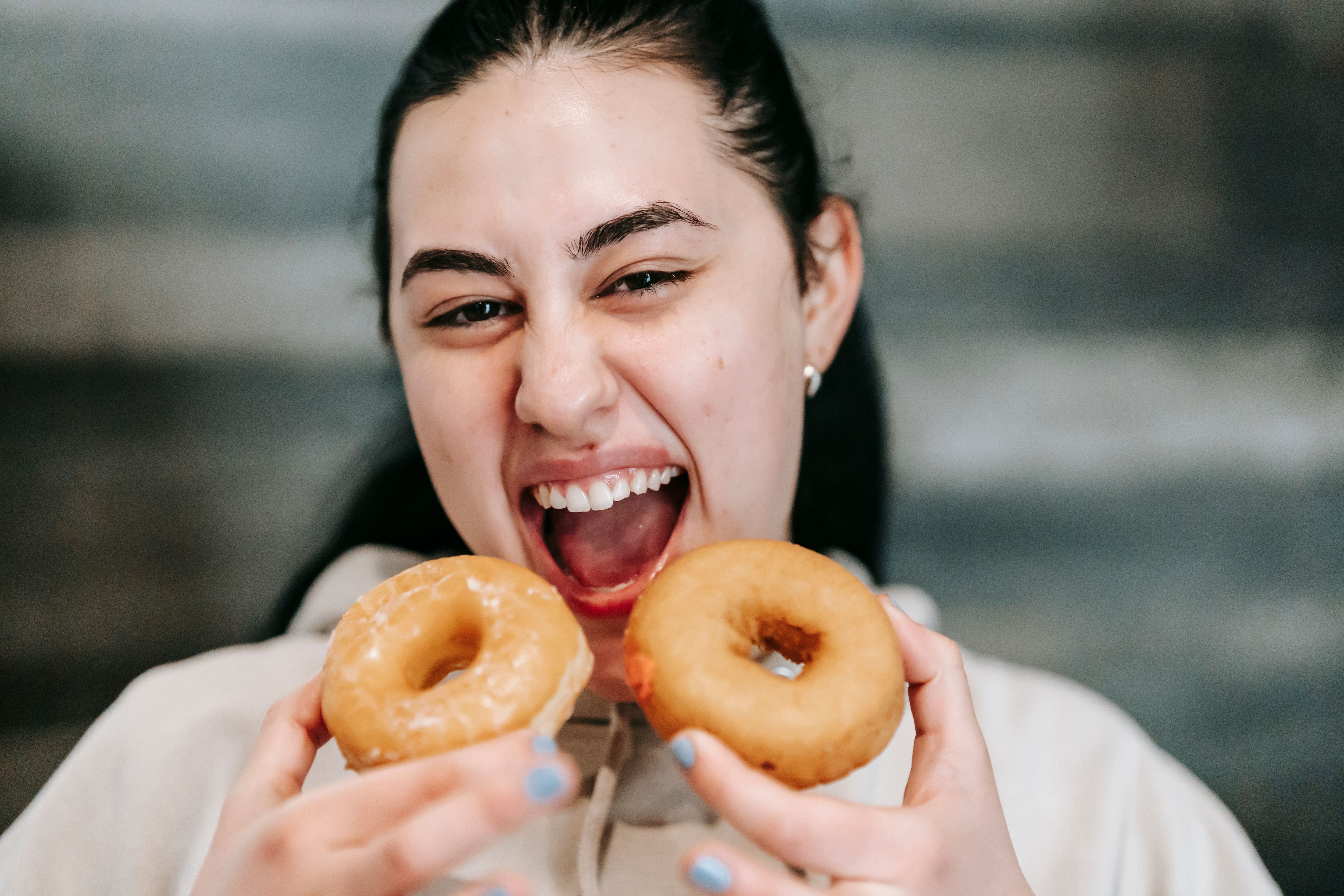 As estrogen levels fluctuate during perimenopause, blood sugar can swing more sharply after meals, dropping faster than before. (Pexel) As estrogen levels fluctuate during perimenopause, blood sugar can swing more sharply after meals, dropping faster than before. (Pexel)