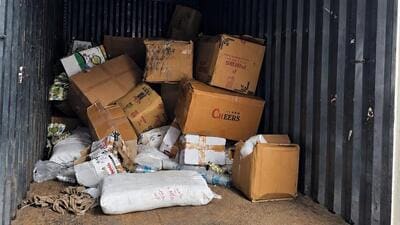 The HSPCB Gurugram North team inspected vendors, commercial establishments and storage points during the enforcement drive against prohibited plastic items. (HT)