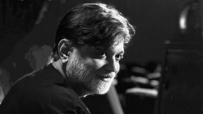 পুজোয় আসছে সৃজিতের ‘এম্পারর ভার্সেস শরৎচন্দ্র’। পুজোয় আসছে সৃজিতের ‘এম্পারর ভার্সেস শরৎচন্দ্র’।