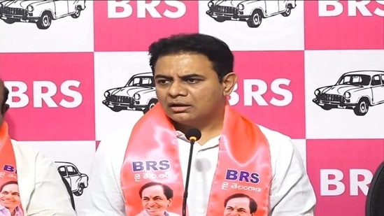 రేవంత్ రెడ్డిపై కేటీఆర్ కామెంట్స్