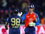 England made quick work of defeating Sri Lanka by six wickets in the second T20I. 