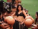Shruti Haasan: మగవాళ్లకు కూడా ఆ పీరియడ్స్ నొప్పి రావాలి.. షూటింగ్ సెట్స్‌లో ఆ బాధ చూశాను: శృతి హాసన్ కామెంట్స్