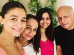 Soni Razdan with Mahesh Bhatt and their daughters Alia and Shaheen.