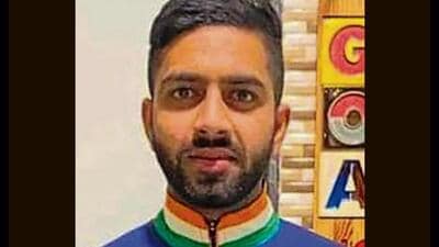 A previous CBI search of his residence had resulted in the recovery of around ₹21 lakh cash. (HT Photo) A previous CBI search of his residence had resulted in the recovery of around ₹21 lakh cash. (HT Photo)