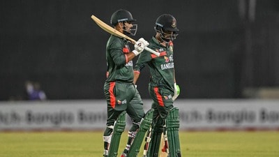 ভারতীয় ব্র্যান্ডেই ভরসা! তারেক-জল্পনার মাঝে হেলমেট নিয়ে পদক্ষেপে বাংলাদেশের BCB ভারতীয় ব্র্যান্ডেই ভরসা! তারেক-জল্পনার মাঝে হেলমেট নিয়ে পদক্ষেপে বাংলাদেশের BCB