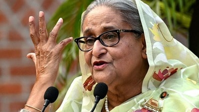 শেখ হাসিনা যাতে ঢাকায় কোনও ধরনের অস্থিতিশীল পরিস্থিতি তৈরির চেষ্টা করতে না পারে—এ বিষয়ে ভারতকে ফের বার্তা দিল তারেক রহমানের সরকার। (HT_PRINT)