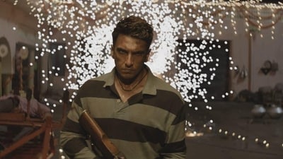 Ranveer Singh in a still from Dhurandhar The Revenge. Ranveer Singh in a still from Dhurandhar The Revenge.