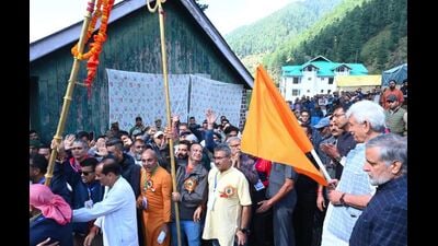 LG Manoj Sinha said that pilgrimage gives us that strength and self-confidence. At the same time, it brings us closer to nature. (HT Photo) LG Manoj Sinha said that pilgrimage gives us that strength and self-confidence. At the same time, it brings us closer to nature. (HT Photo)