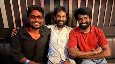 Suhas Mandaadi Director: టాలీవుడ్ అన్నం పెట్టింది.. నీ రంగు చూడలేదు.. అక్కడ అలా చెబుతావా: సుహాస్పై ఫ్యాన్స్ ఫైర్ Suhas Mandaadi Director: టాలీవుడ్ అన్నం పెట్టింది.. నీ రంగు చూడలేదు.. అక్కడ అలా చెబుతావా: సుహాస్పై ఫ్యాన్స్ ఫైర్
