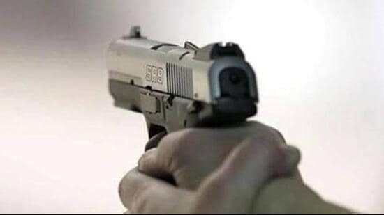 2 bike-borne assailants open fire at ASI Harjit Singh outside Bhagtanwala grain market. (HT)
