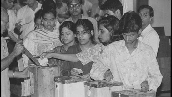 Delhi University Students Union election on 17 September 1994 (HT Photo/HC Tiwari)