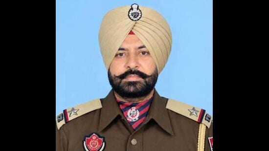 Punjab Police assistant sub inspector (ASI) Harjit Singh, who was shot dead by unidentified motorcycle-borne assailants in Amritsar early on Friday. (File photo)