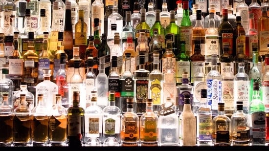 According to excise officials, around 67 litres of liquor, including 43 litres of foreign-made foreign liquor (FMFL) (Representative image)