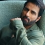 Sonu Sood iPhone 18: కొత్త ఫోన్.. కొత్త ఈఎంఐ.. ఫోన్ల కోసం క్యూ కట్టడమేంటి: ఐఫోన్ లవర్స్‌కు క్లాస్ పీకిన సోనూ సూద్