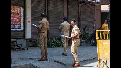 Deputy commissioner of police (outer-north) Shobhit D Saksena said that the forensic science laboratory (FSL), crime scene inspection team, and senior police officers visited the crime spot. (PTI/ Representational) Deputy commissioner of police (outer-north) Shobhit D Saksena said that the forensic science laboratory (FSL), crime scene inspection team, and senior police officers visited the crime spot. (PTI/ Representational)