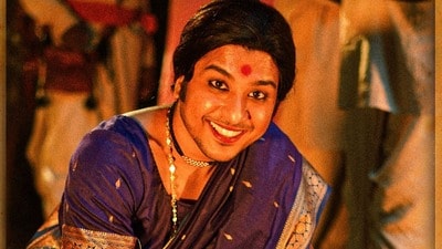 ‘অস্কার মেটেরিয়াল নয় ধুরন্ধর’, রণবীরের ছবিকে হারিয়ে অস্কারের দৌড়ে এই মরাঠি ছবি ‘অস্কার মেটেরিয়াল নয় ধুরন্ধর’, রণবীরের ছবিকে হারিয়ে অস্কারের দৌড়ে এই মরাঠি ছবি