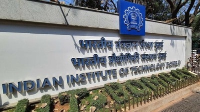 টুকলি করতে গিয়ে ধরা, পড়ুয়ার আত্মহত্যার পর IIT বম্বে বলল, ‘আশ্বাস দেওয়া হয় যে..’ (Praful Gangurde / HT Photo) (HT PHOTO) (HT_PRINT)