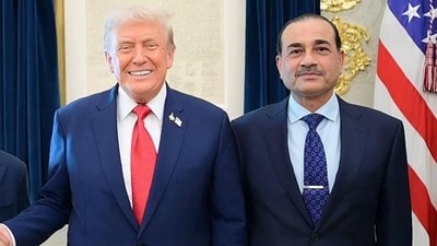 Pakistan Army Chief and Field Marshal Syed Asim Munir (right) posing with US President Donald Trump at the White House in Washington, DC. (AFP) Pakistan Army Chief and Field Marshal Syed Asim Munir (right) posing with US President Donald Trump at the White House in Washington, DC. (AFP)